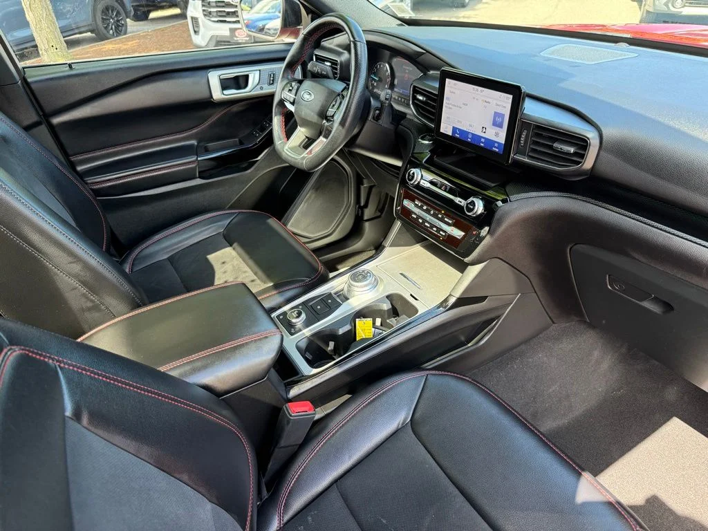 Used 2023 Red Ford ST-Line image 31