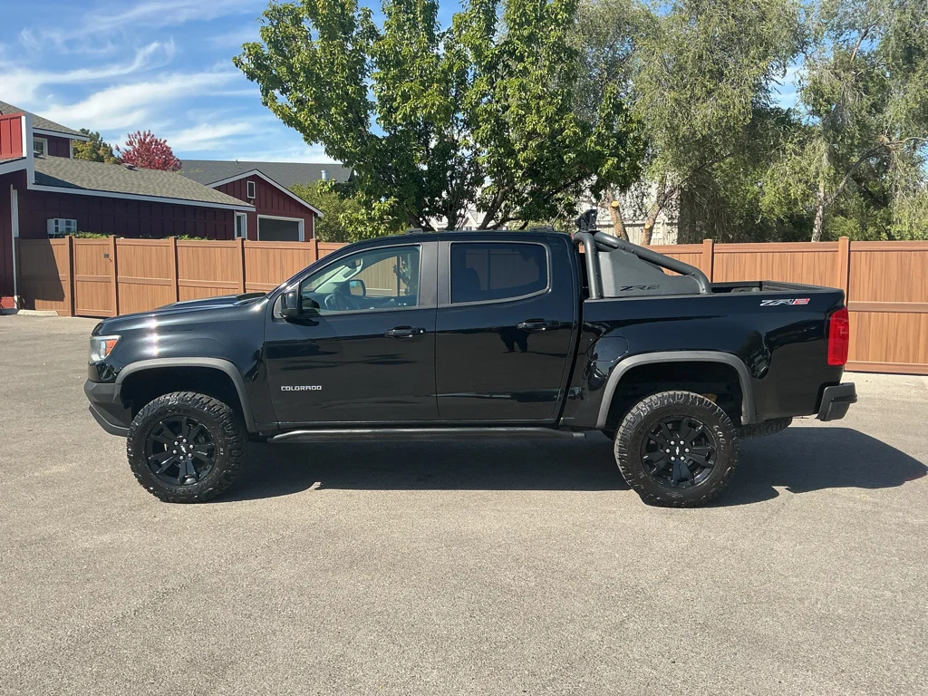 Used 2019 BLACK Chevrolet 4WD ZR2 image 8