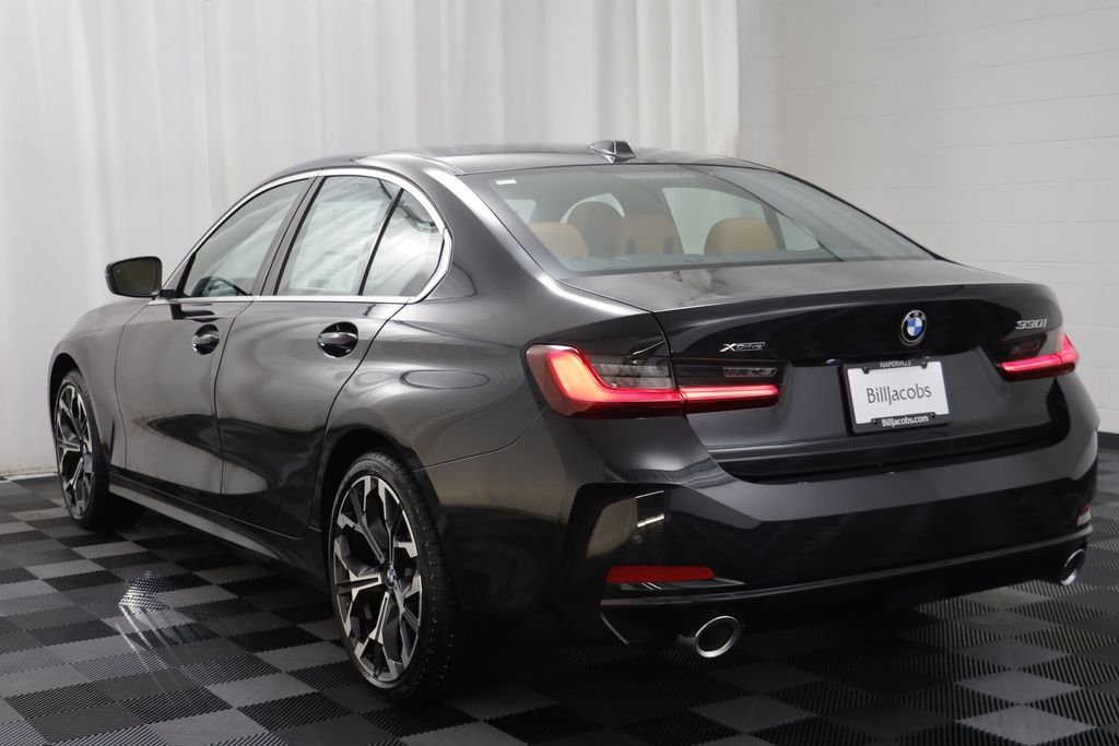 New 2026 Black Sapphire Metallic BMW 330i xDrive image 15