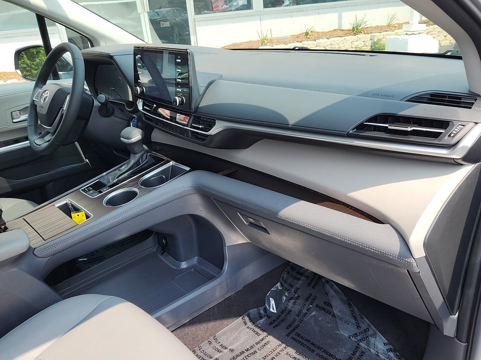 2023 Toyota Sienna XLE - Photo 34