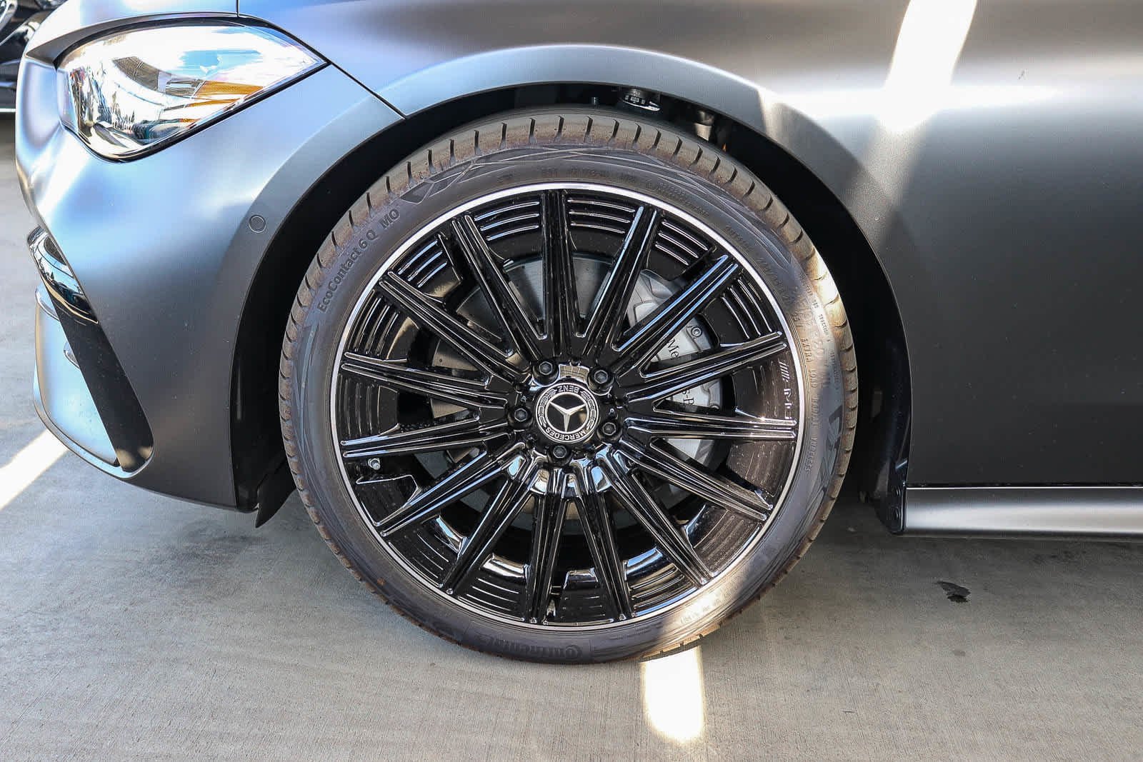 New 2027 MANUFAKTUR exclusive graphite grey magno Mercedes-Benz CLE 300 image 9