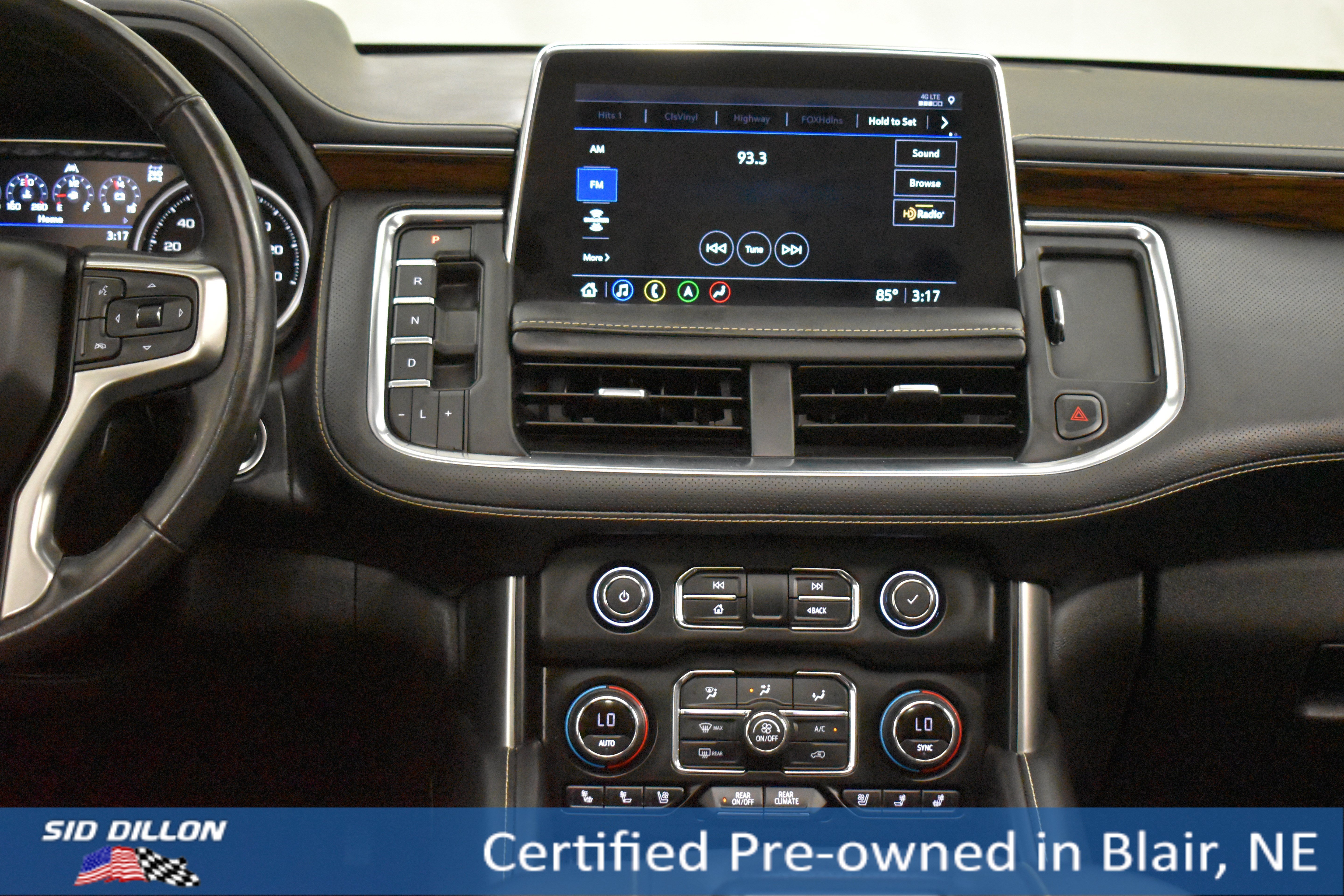 Used 2021 Black Chevrolet Premier image 6