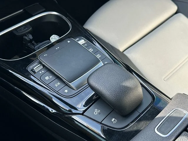 Used 2021 White Mercedes-Benz Base image 33