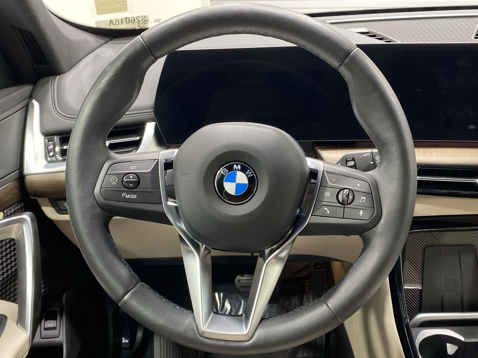 2025 BMW X1 28i - Photo 14