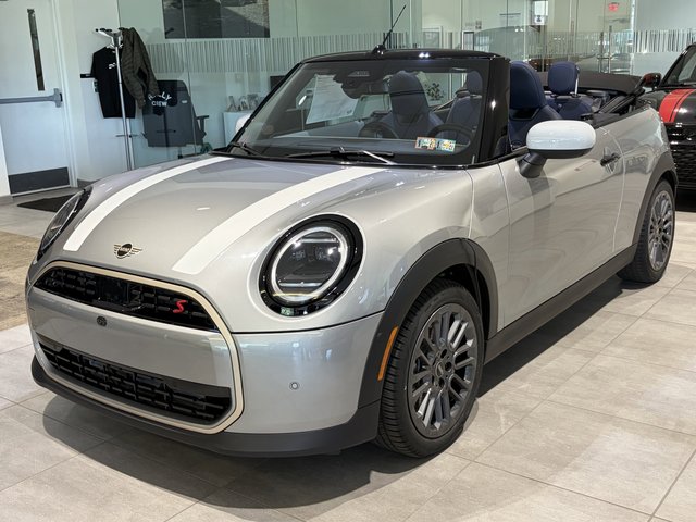 2026 MINI Convertible Iconic