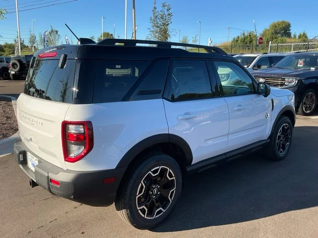 New 2026 Oxford White Ford Outer Banks® image 9