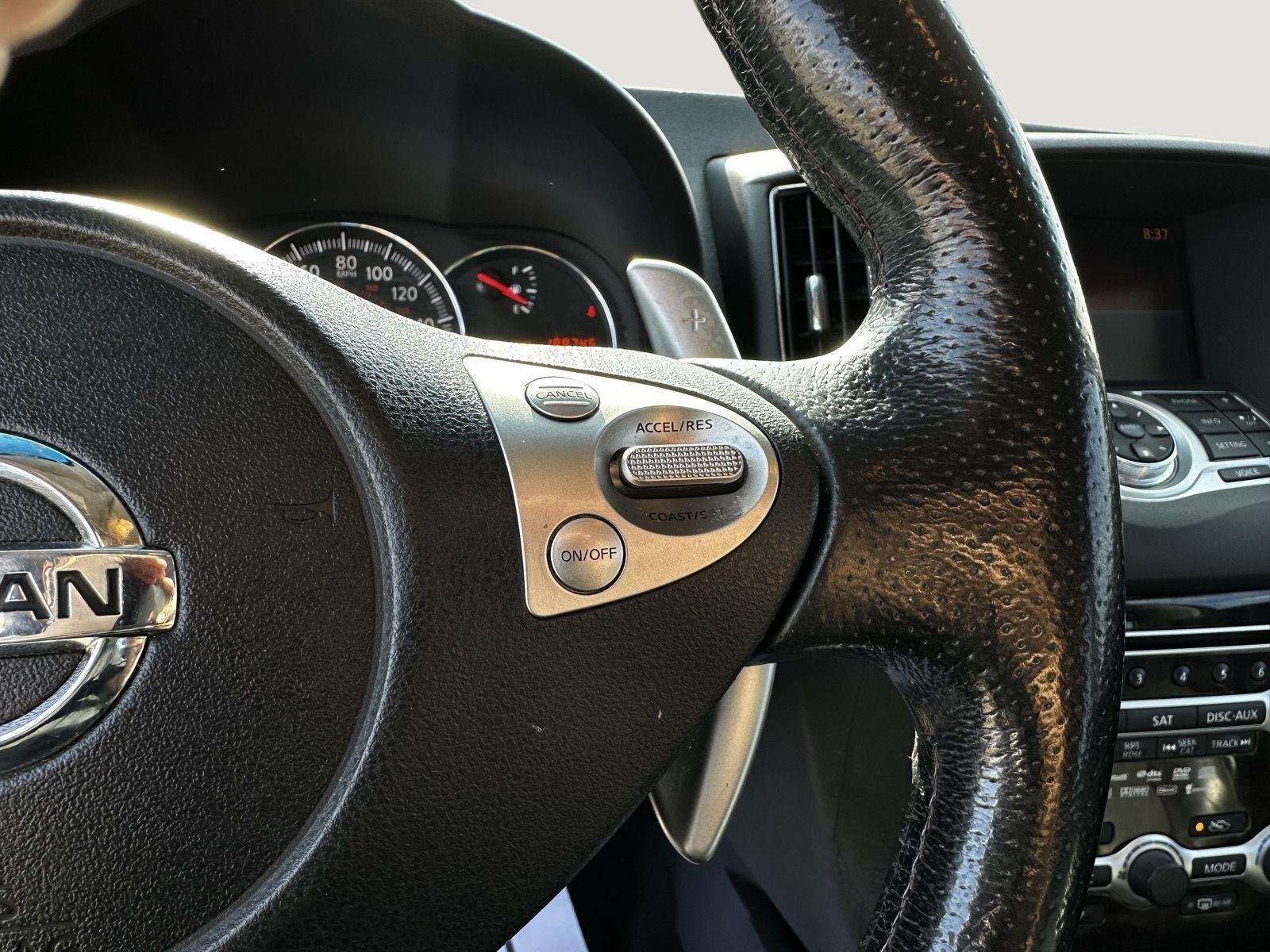 Used 2010 Super Black Nissan 3.5 SV w/Premium Pkg image 14