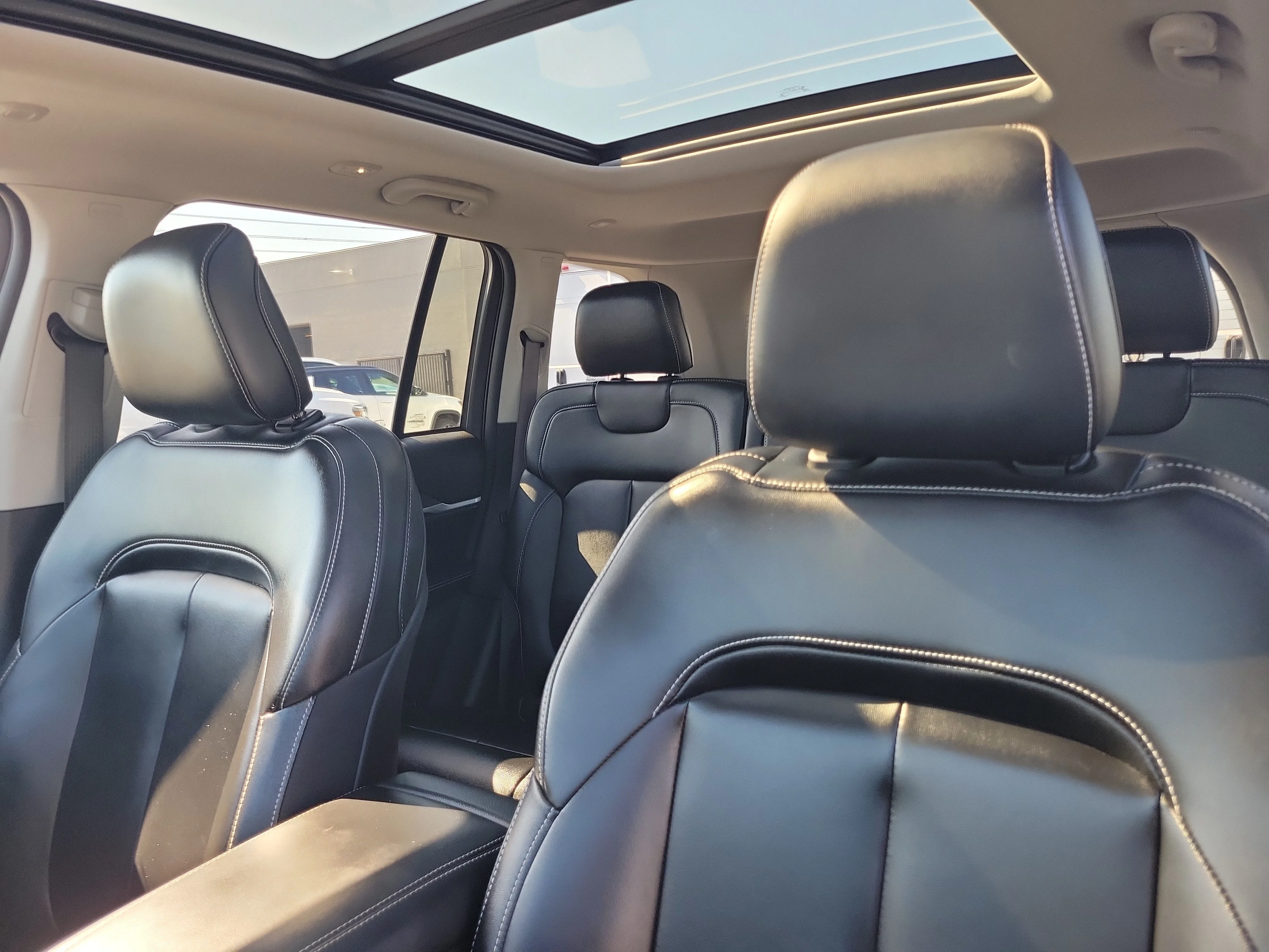 Certified Used 2023 Gray Jeep 4xe image 13