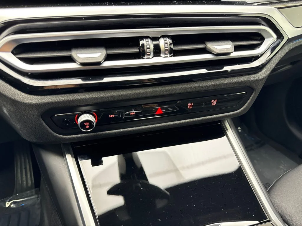 Used 2024 Black BMW eDrive35 image 65