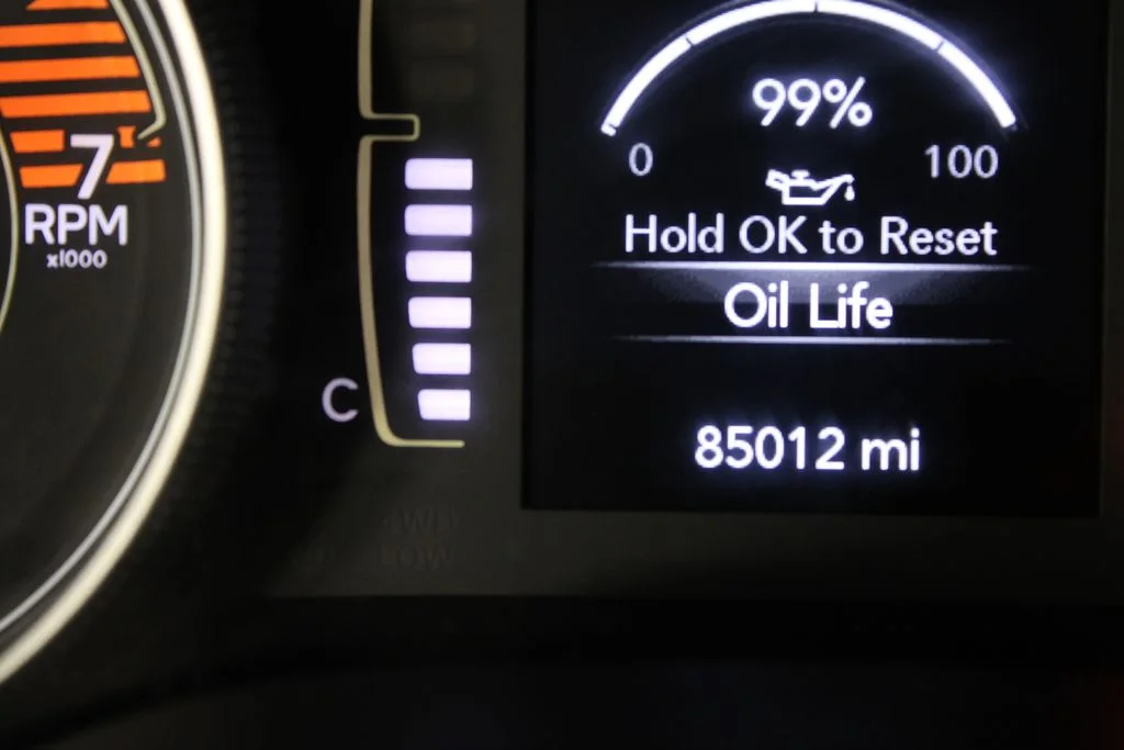 Used 2020 Gray Jeep Latitude Plus image 27