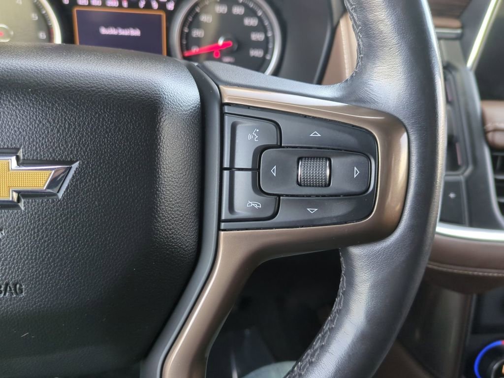 Used 2021 SHADOW GRAY METALLIC Chevrolet High Country image 13