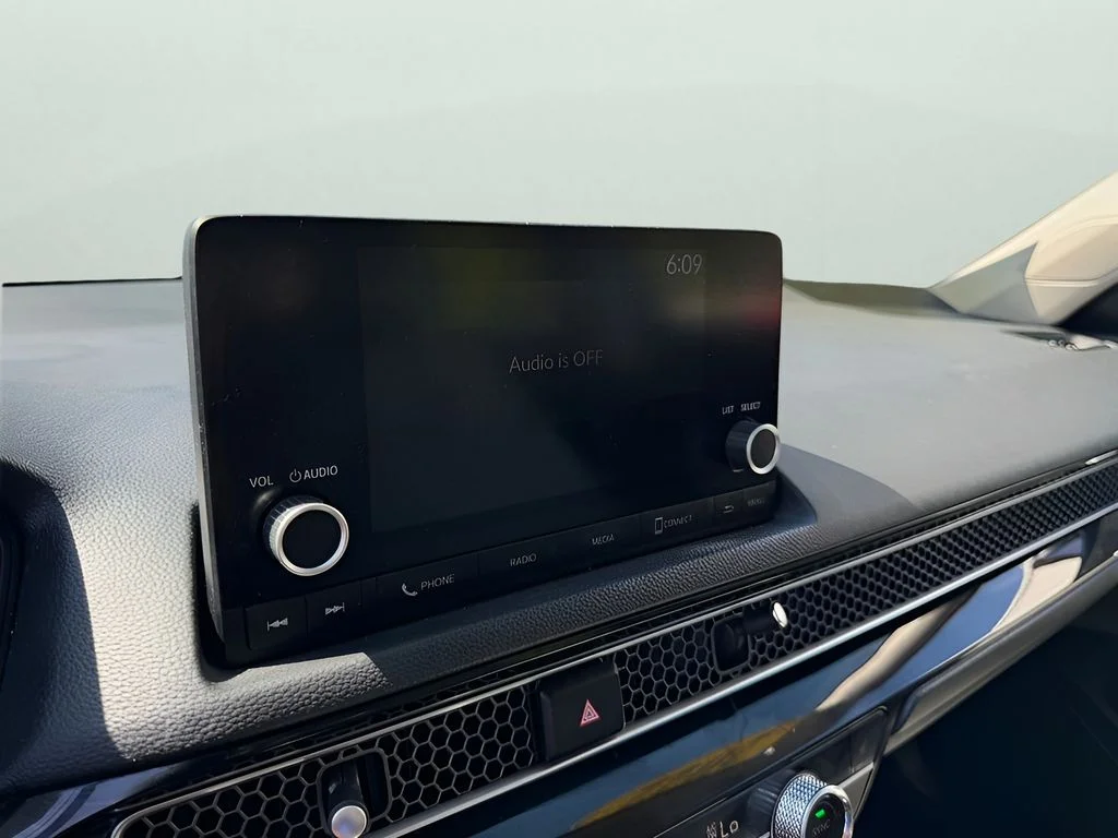 Used 2022  Honda EX image 19