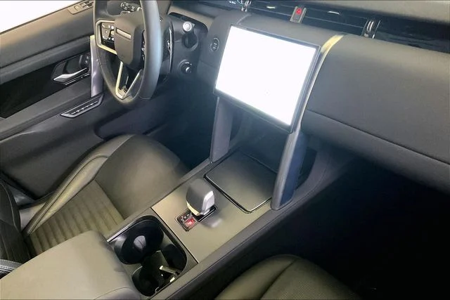 Used 2025 Gray Land Rover S image 11