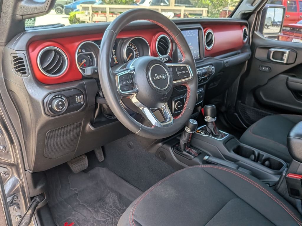 Used 2023 Gray Jeep Rubicon image 27