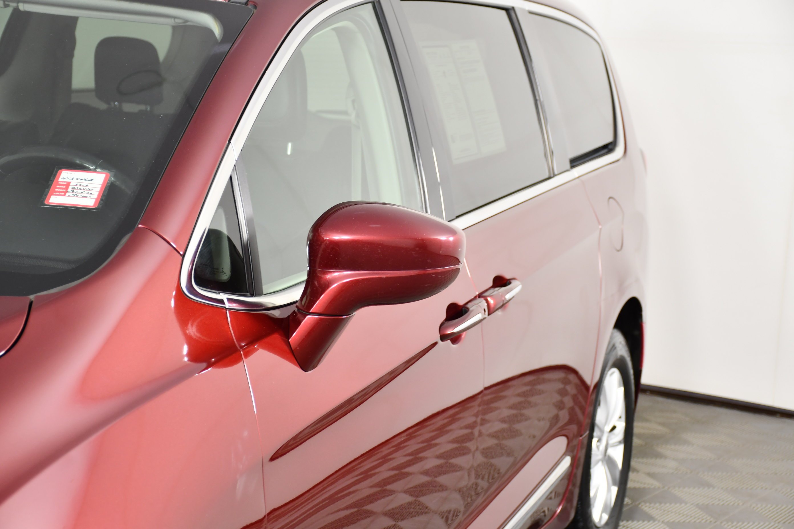 Used 2019 Velvet Red Pearlcoat Chrysler Touring L image 13