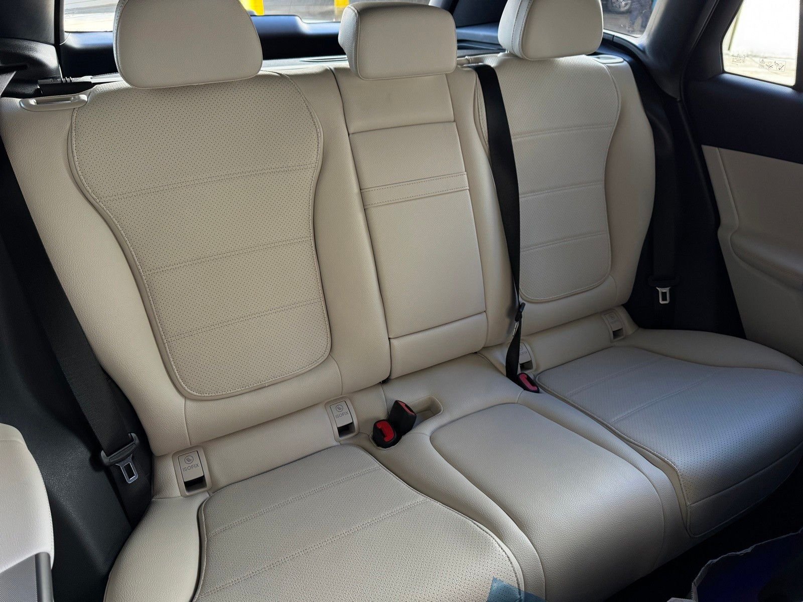 New 2026 Cirrus Silver Metallic Mercedes-Benz GLC 300 image 17
