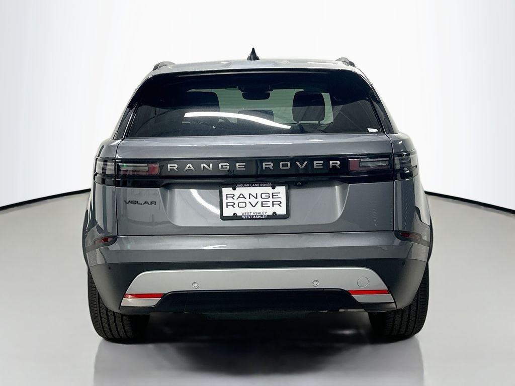 Used 2025  Land Rover S image 10
