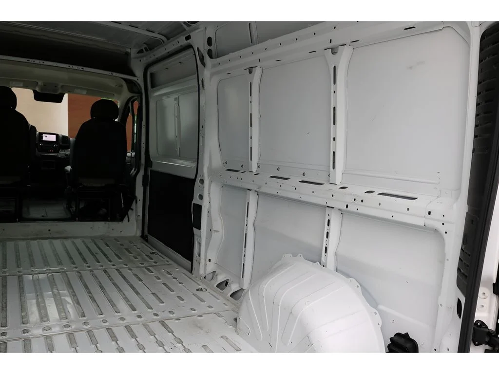 Used 2025 White Ram High Roof image 17