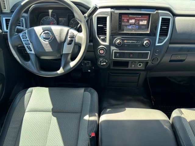 2017 Nissan Titan S - Photo 18
