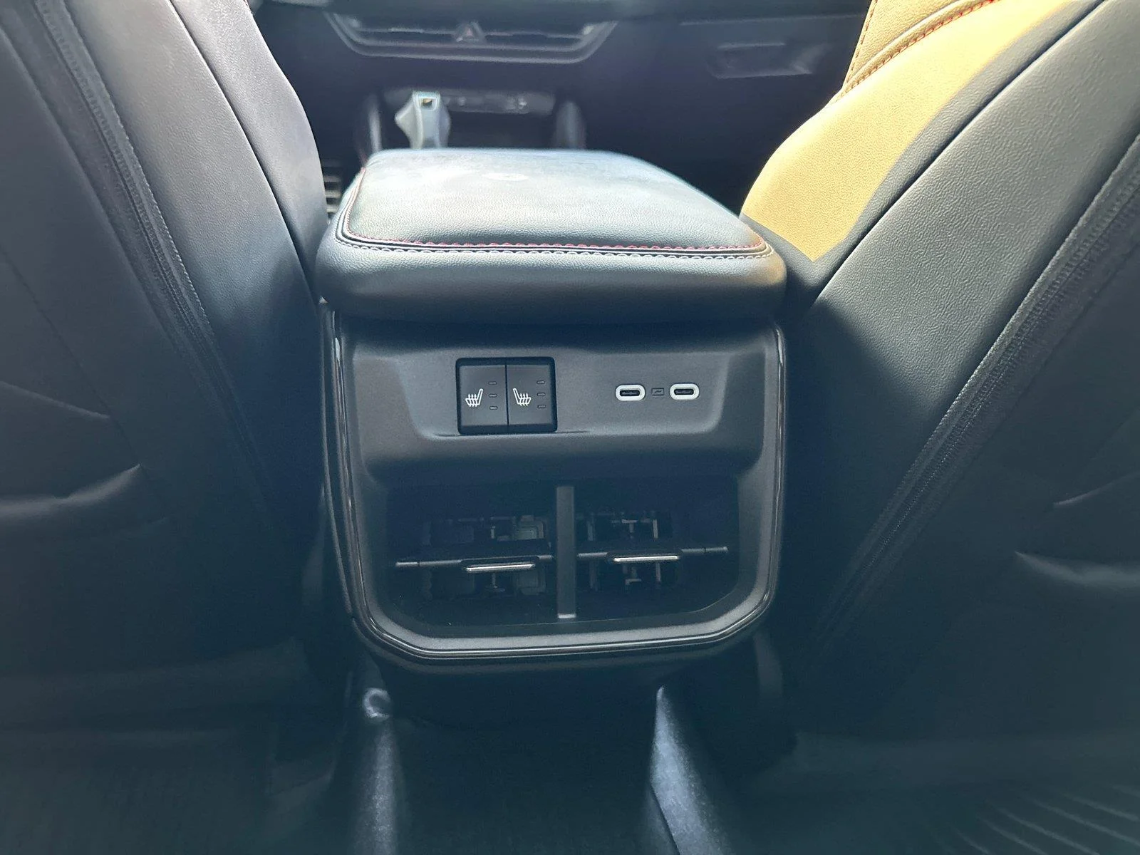 Used 2024 After Dark Dodge R/T image 36
