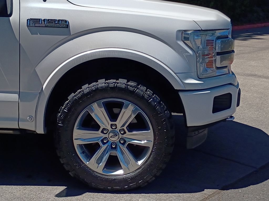 Used 2018 White Platinum Clearcoat Metallic Ford Platinum image 2