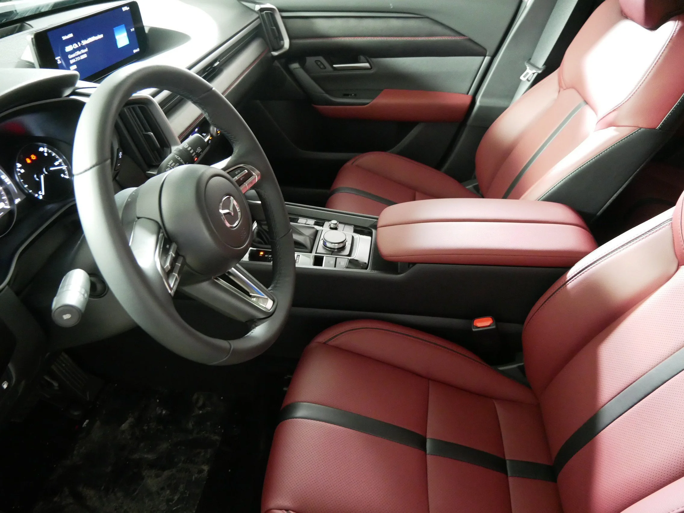 New 2026 Polymetal Gray Metallic Mazda Premium image 4