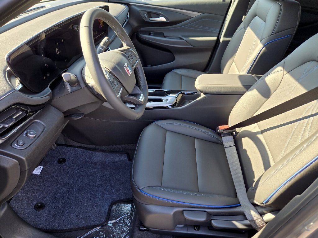 2026 Buick Envista Sport Touring - Photo 8