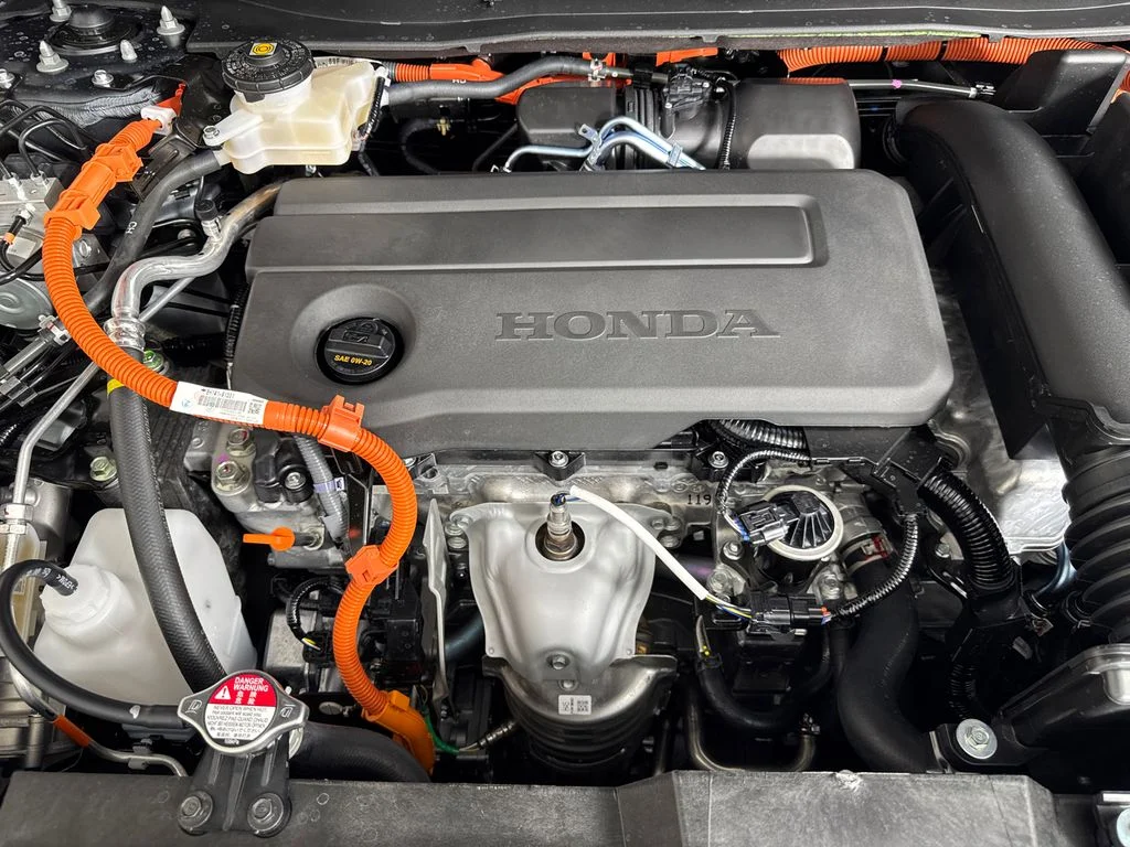 New 2026 Meteorite Gray Metallic Honda Sport-L image 15
