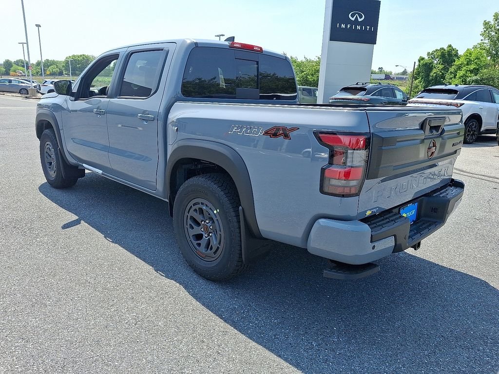 2026 Nissan Frontier — photo 3