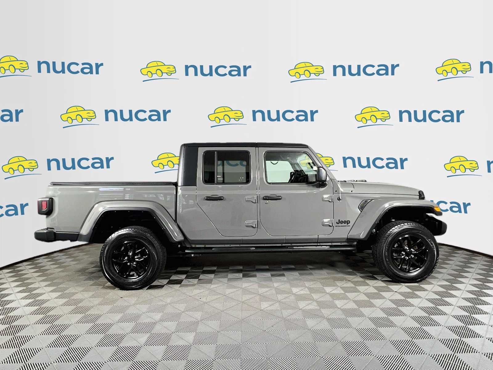 Used 2023 Sting-Gray Clearcoat Jeep Sport S image 8