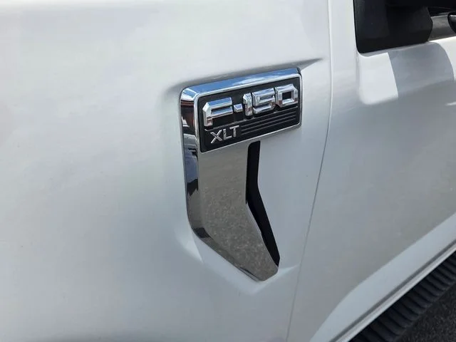 Used 2022 White Ford XLT image 18