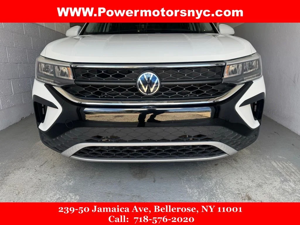 Used 2023 White Volkswagen 1.5T SE image 12