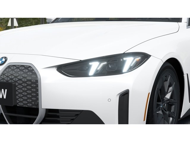 New 2026 Mineral White Metallic BMW eDrive40 image 6
