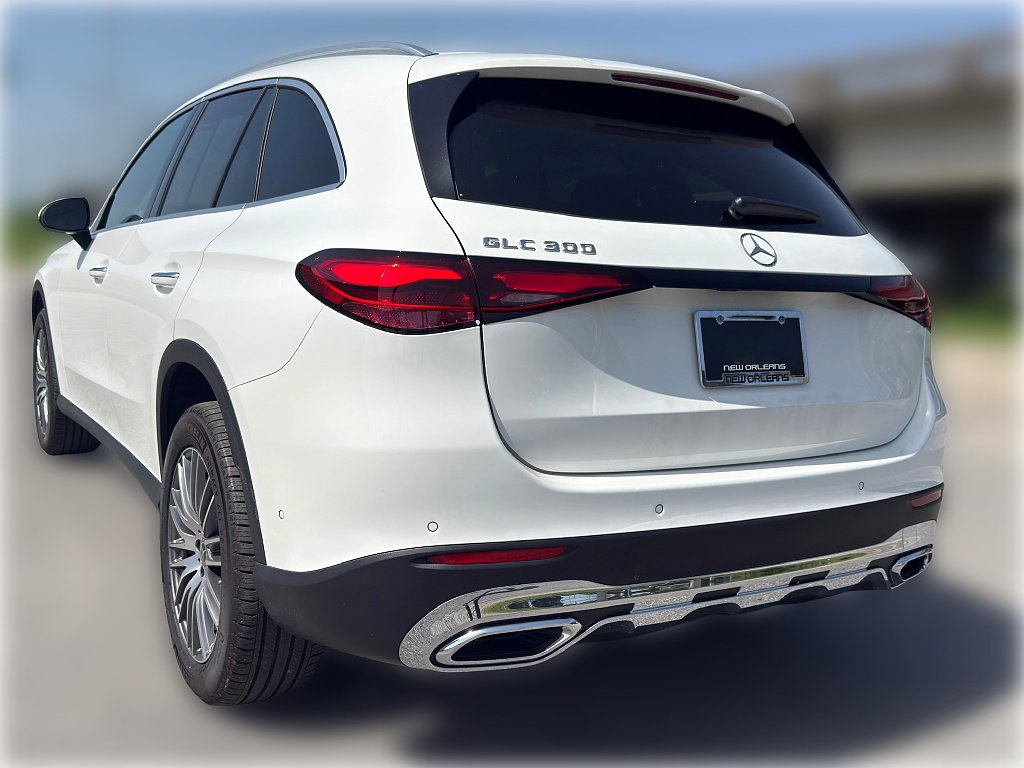 2025 Mercedes-Benz GLC Base - Photo 6