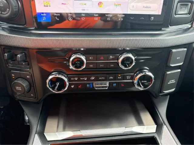 New 2026 Carbonized Gray Metallic Ford F-350® Platinum® image 28