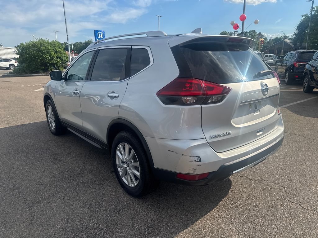 Used 2018 Silver Nissan SV image 5