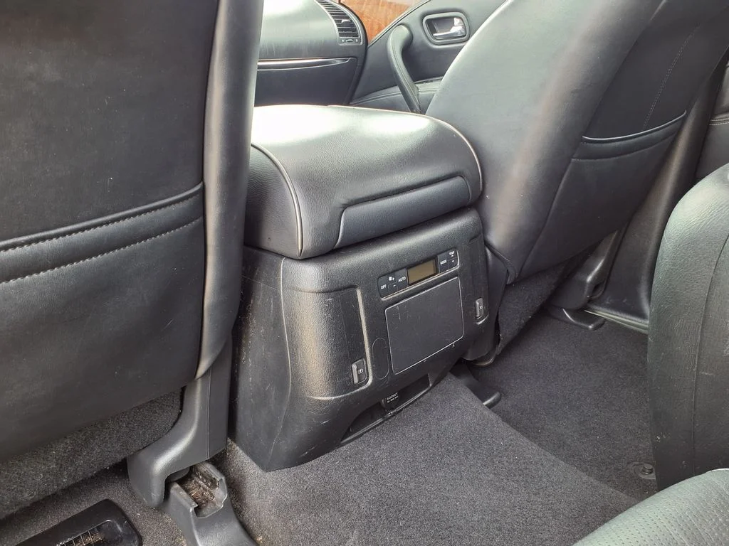 Used 2019 Black INFINITI LUXE image 24