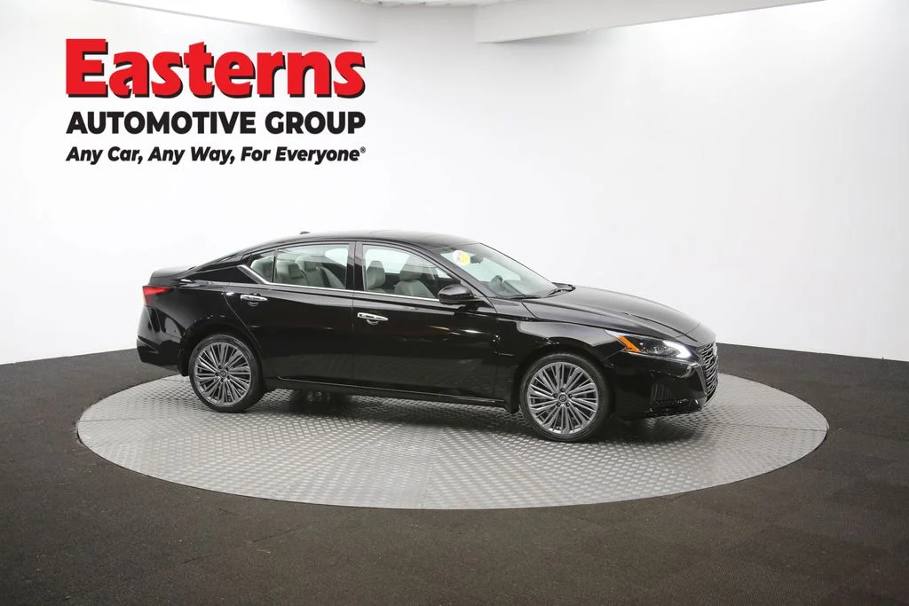 Used 2024 Black Nissan 2.5 SL image 45