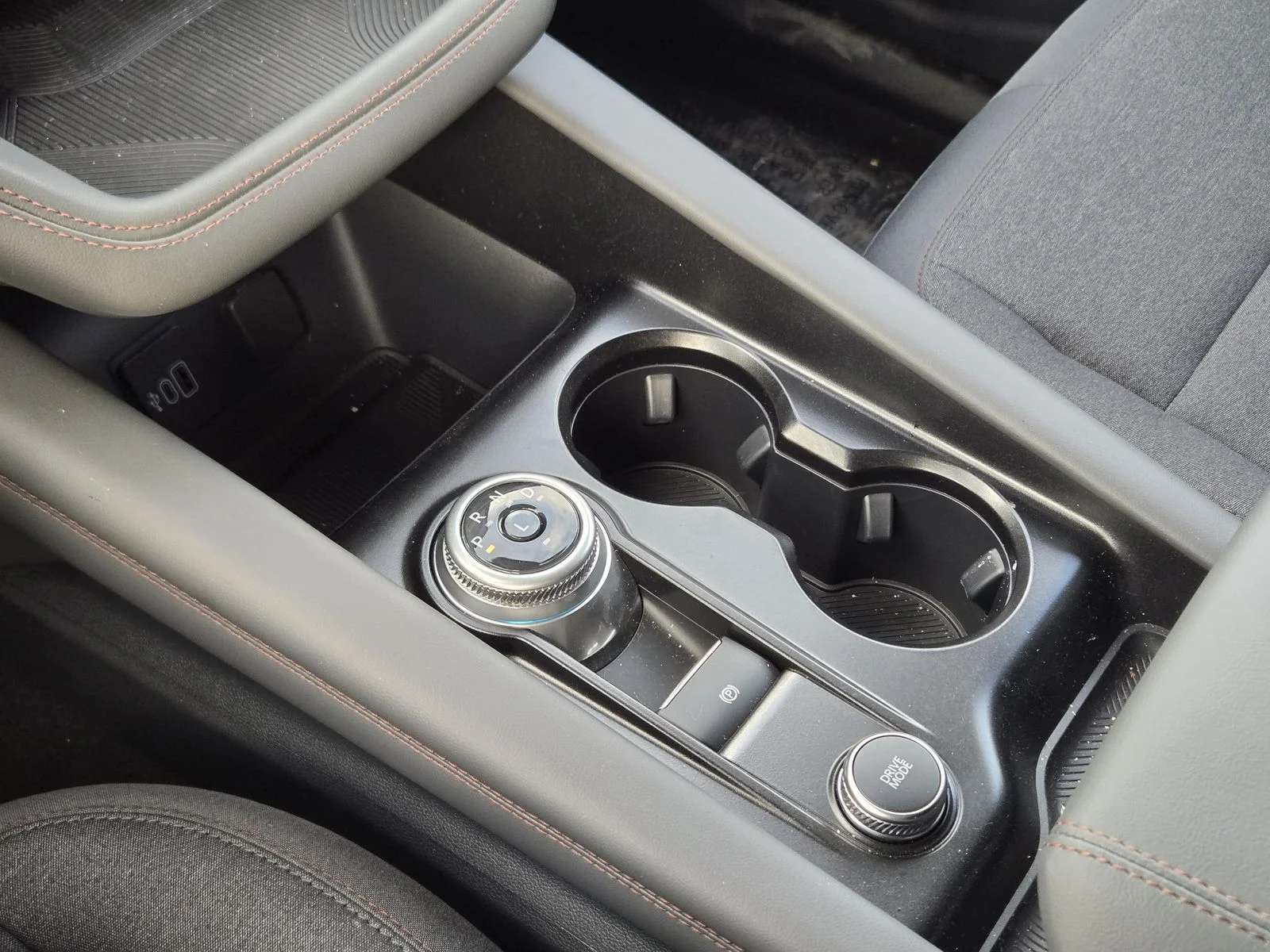 New 2026 Agate Black Metallic Ford Active image 14