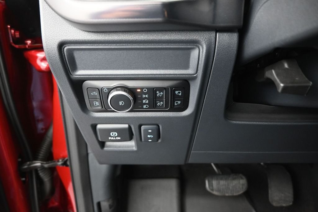 Used 2025 Red Ford Lariat image 22