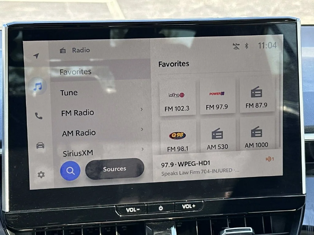 Certified Used 2025  Toyota XLE image 39