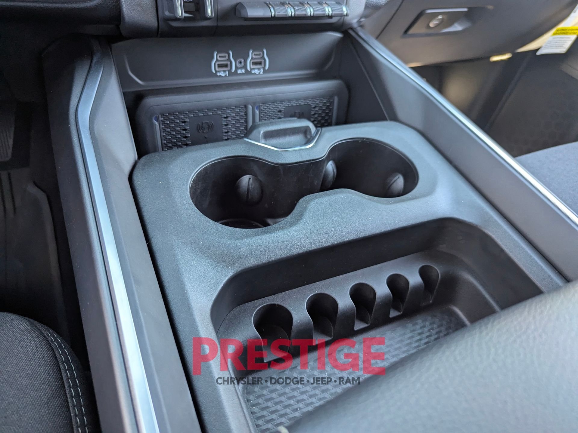 2025 RAM 3500 Big Horn - Photo 21