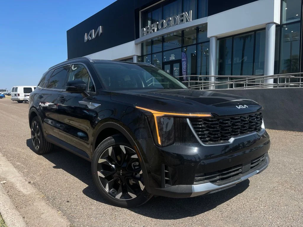 New 2025 Black Kia SX image 1