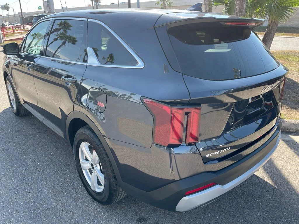 New 2026 Black Kia LX image 5