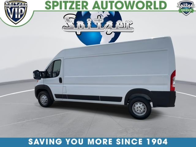 Used 2023 White Ram High Roof image 7