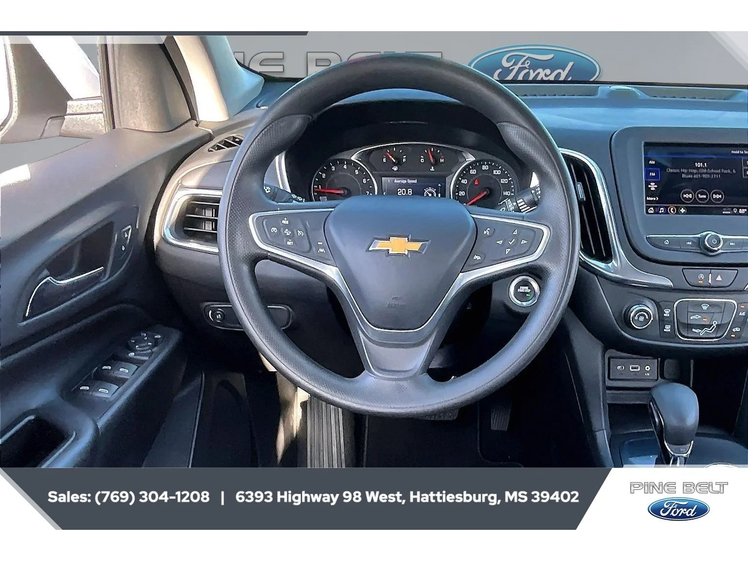 Used 2022 Summit White Chevrolet LT image 5