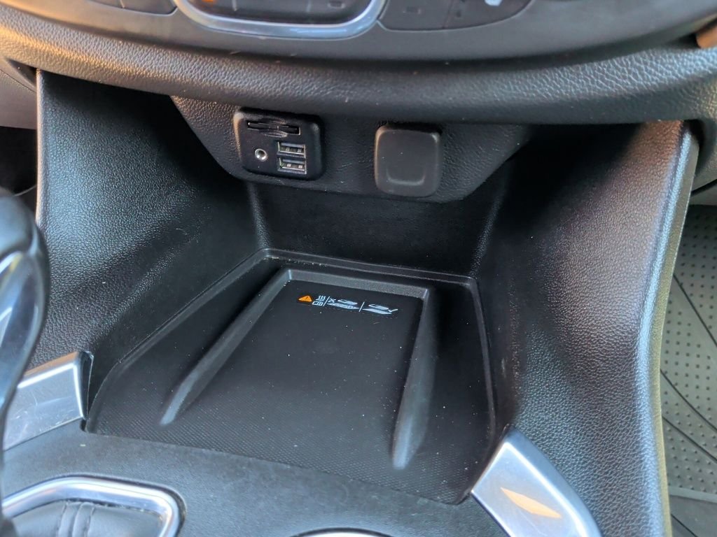 Used 2023 Gray Chevrolet Premier image 30