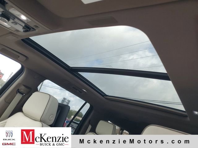 2026 GMC Yukon XL Denali - Photo 10