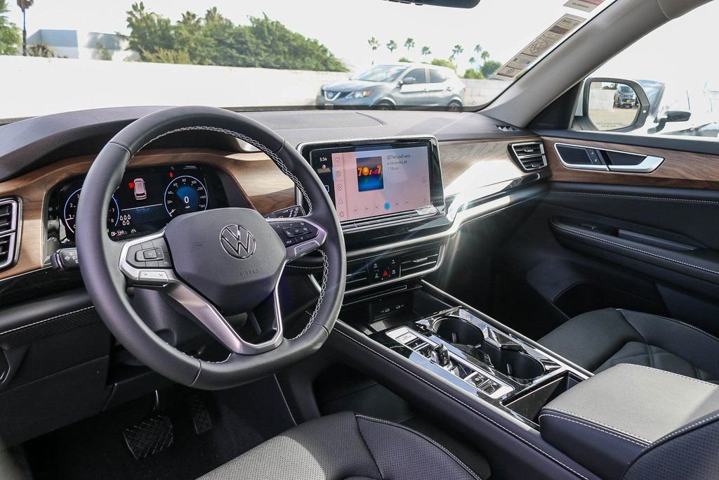2026 Volkswagen Atlas SE w/Tech - Photo 26