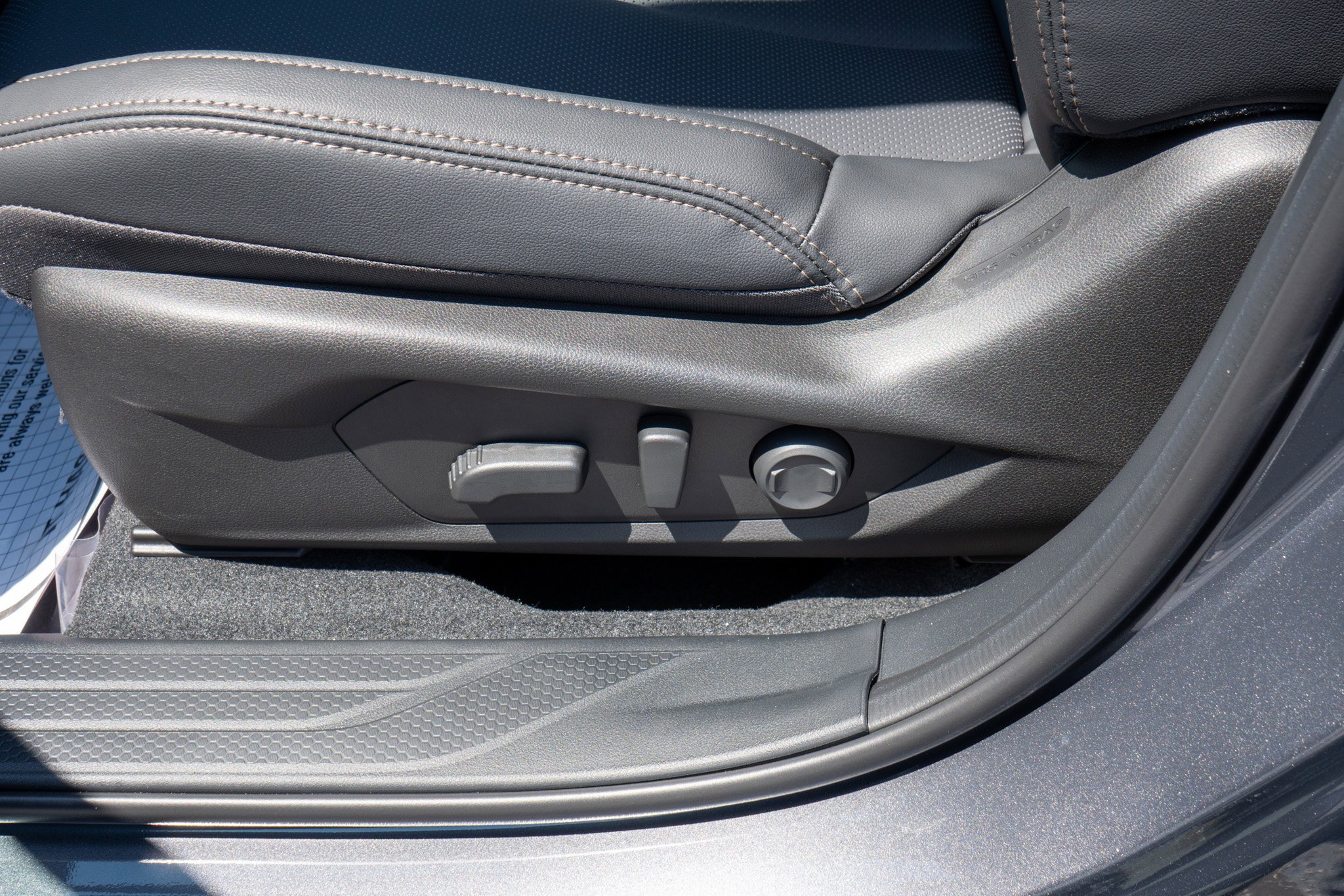 New 2026 MAGNETITE GRAY METALLIC Subaru Limited image 29